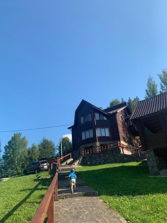 Mountain Cottage Yaremche Exterior photo
